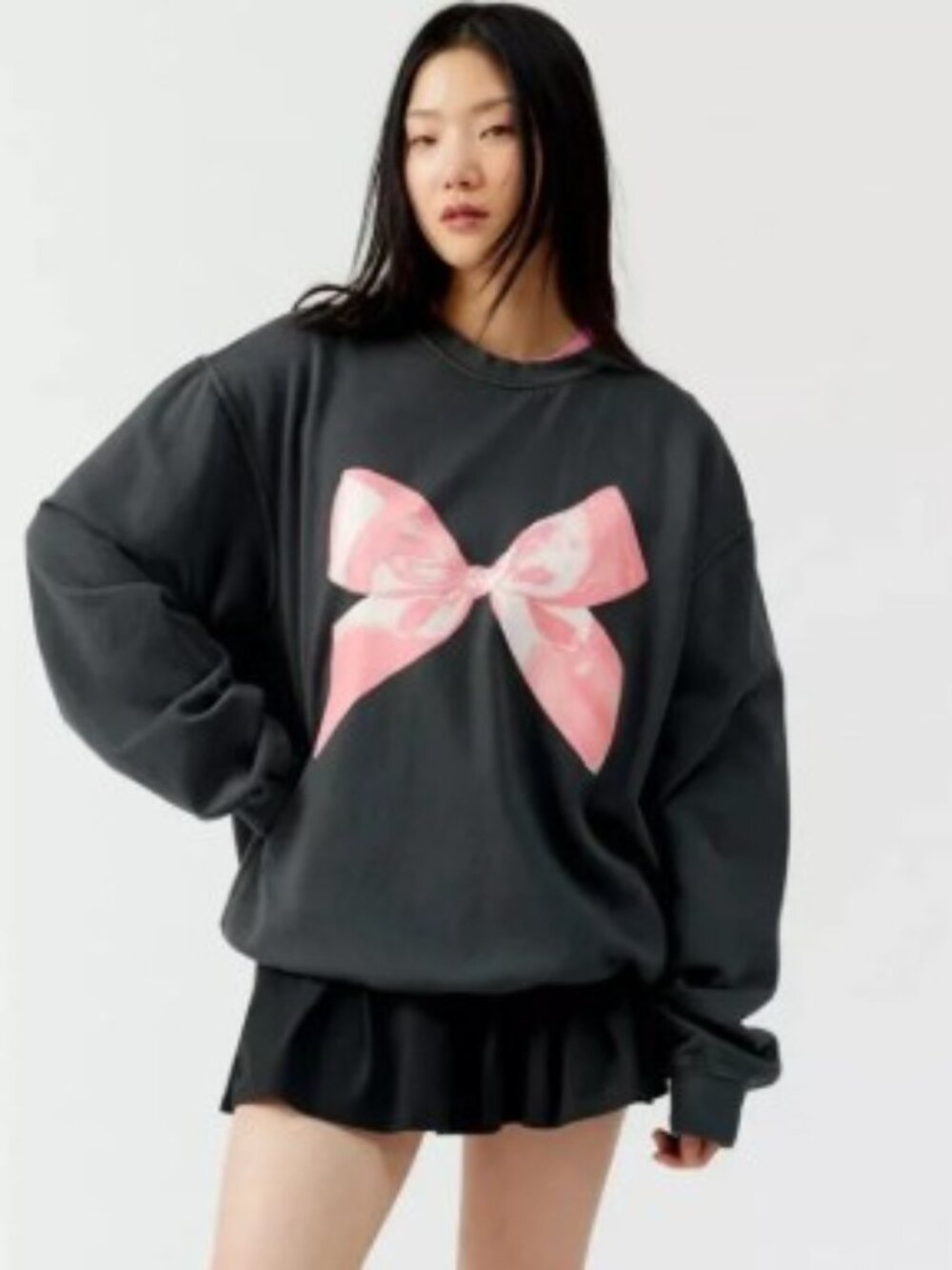 NWT Urban Outfitters Gray Pink Bow Overdyed Oversized Crew Neck‎ Sweatshirt XS